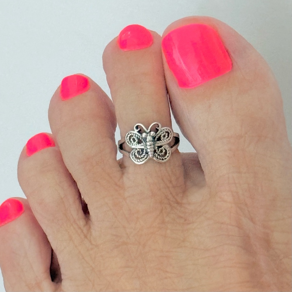 Sterling Silver Butterfly Toe Ring, Bug Rings, Insect Bugs, Butterflies, Wings